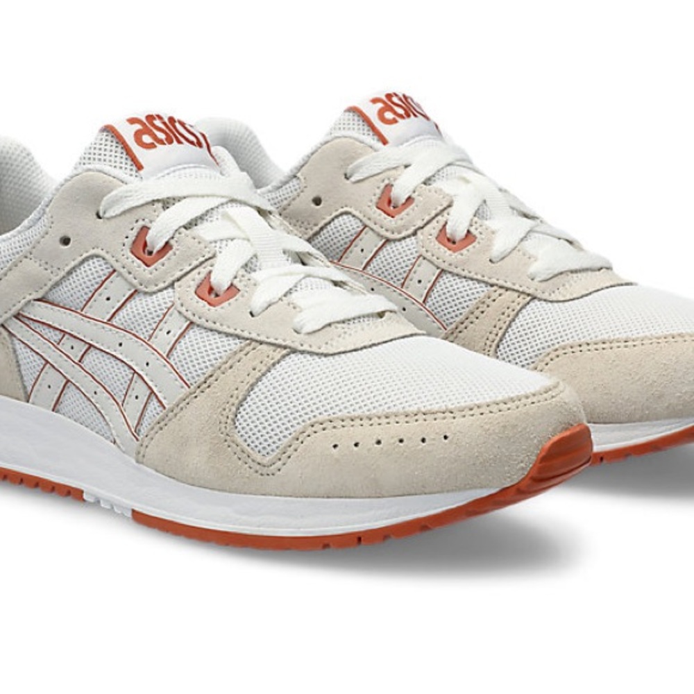 *NEW* ASICS Women’s LYTE CLASSIC Size 12
